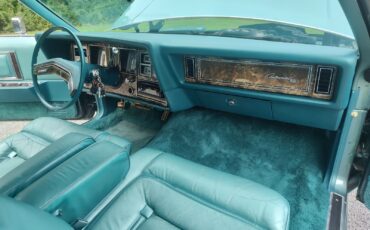 Lincoln-Mark-V-1979-24