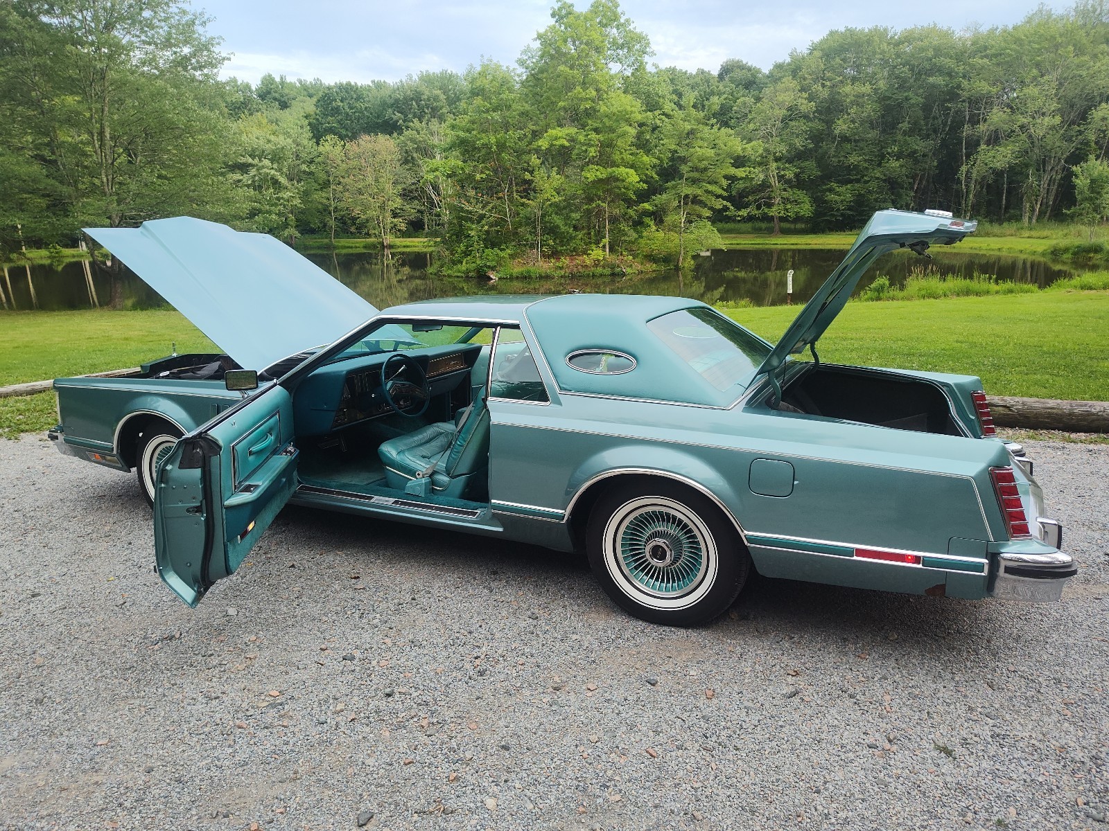 Lincoln-Mark-V-1979-7