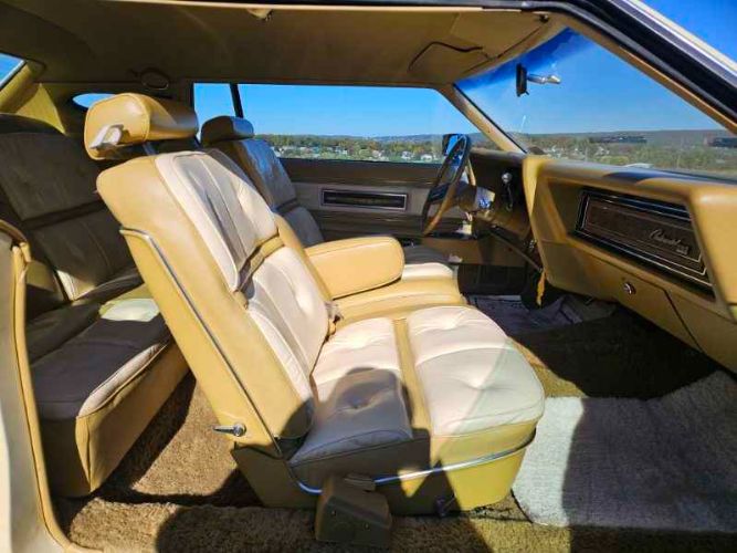 Lincoln-Mark-iv-1975-6