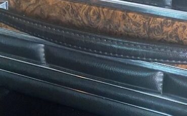 Lincoln-Mark-iv-1976-Triple-Black-12