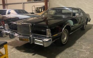 Lincoln-Mark-iv-1976-Triple-Black-2