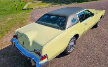 Lincoln-Mark-v-1975-Light-Green-Green-28