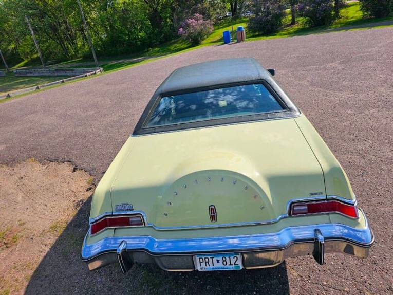 Lincoln-Mark-v-1975-Light-Green-Green-29
