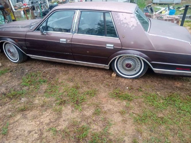 Lincoln-Mark-vii-1987-Brown-Beige-2