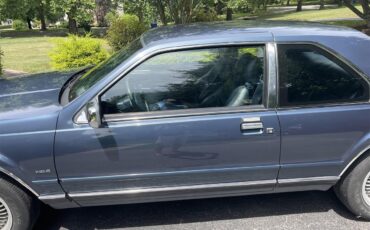 Lincoln-Mark-vii-1988-Blue-Blue-9