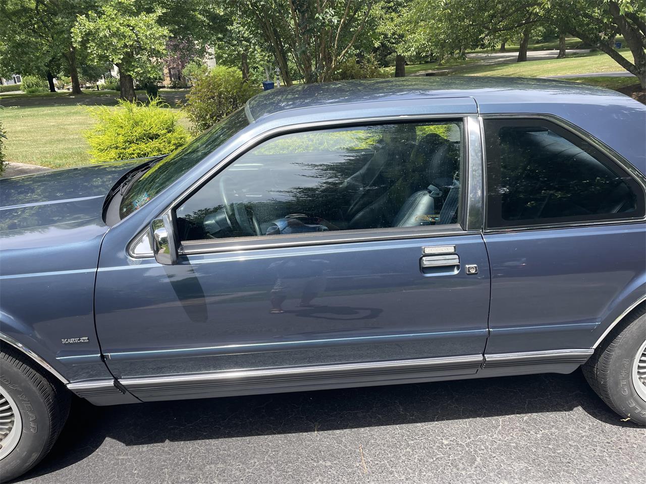 Lincoln-Mark-vii-1988-Blue-Blue-9