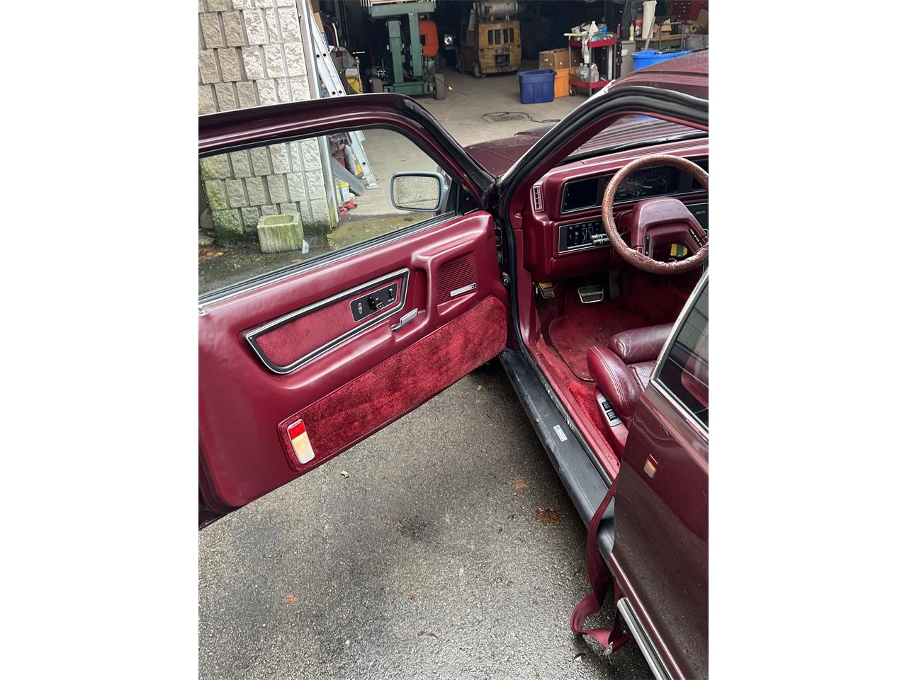 Lincoln-Mark-vii-1989-Maroon-Red-5