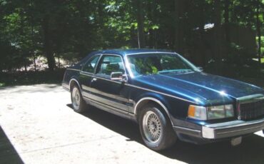 Lincoln-Mark-vii-1990-Blue-10