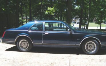 Lincoln-Mark-vii-1990-Blue-11