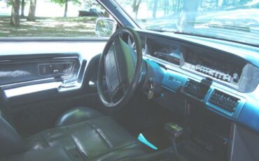 Lincoln-Mark-vii-1990-Blue-16