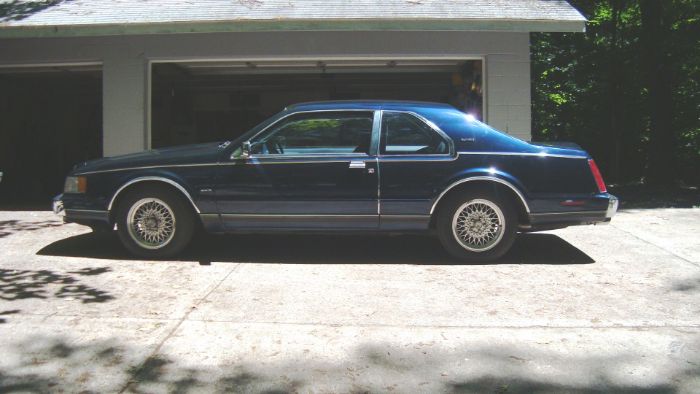 Lincoln-Mark-vii-1990-Blue-8