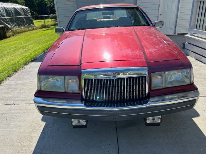 Lincoln-Mark-vii-1990-Red-17
