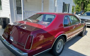 Lincoln-Mark-vii-1990-Red