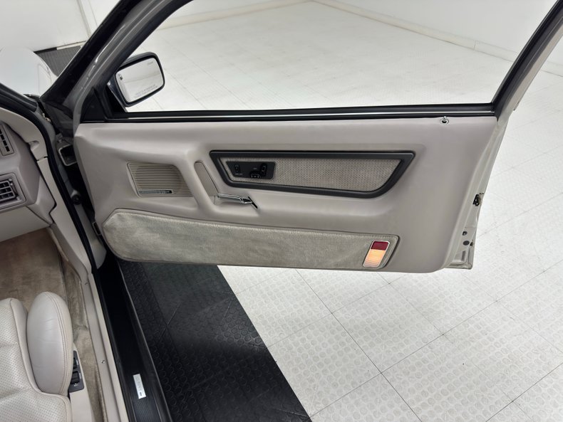 Lincoln-Mark-vii-1991-Titanium-Frost-Metal-Gray-27