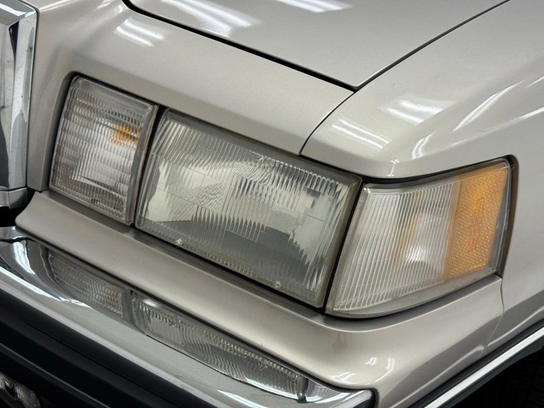 Lincoln-Mark-vii-1991-Titanium-Frost-Metal-Gray-9