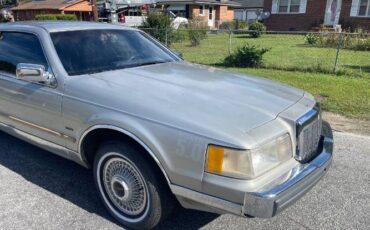 Lincoln-Mark-viii-1988-3