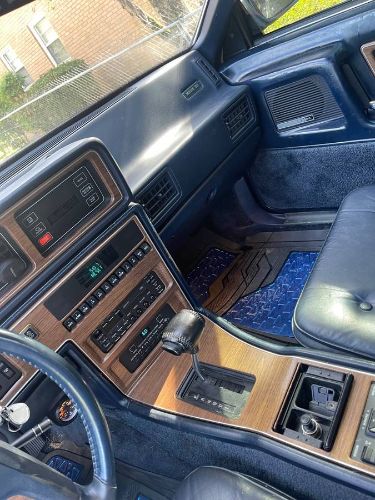 Lincoln-Mark-viii-1988-4