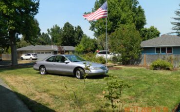Lincoln-Mark-viii-1994-Amethyst-Clearcoat-Gray