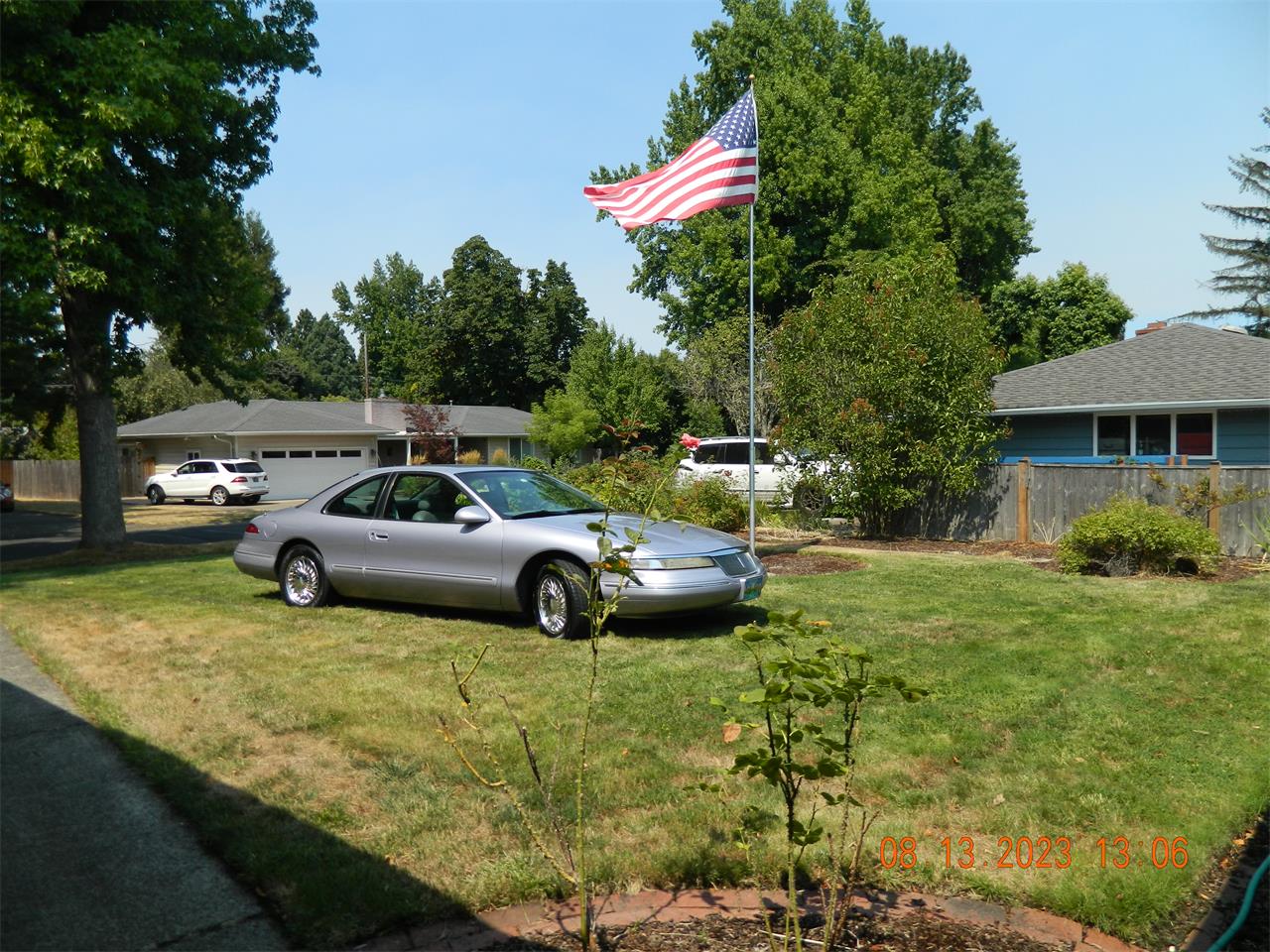 Lincoln-Mark-viii-1994-Amethyst-Clearcoat-Gray