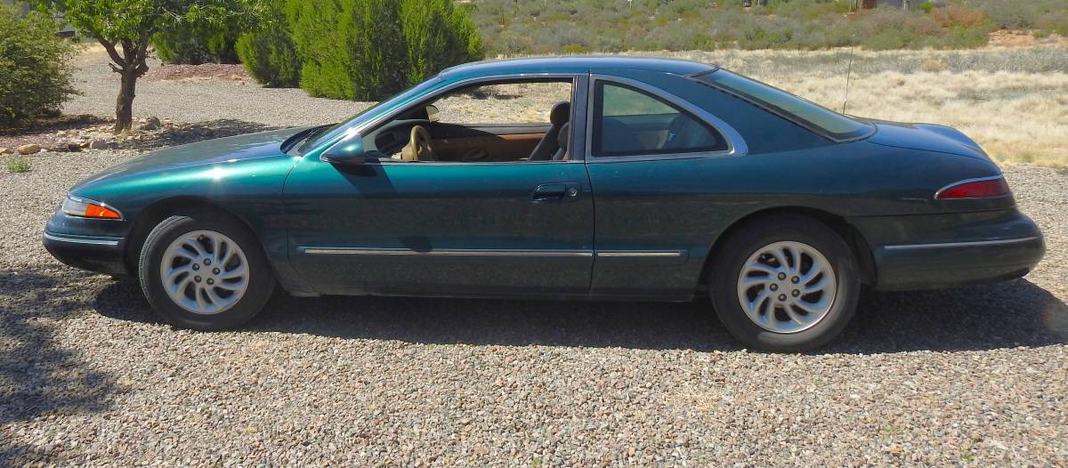 Lincoln-Mark-viii-1995-green-1