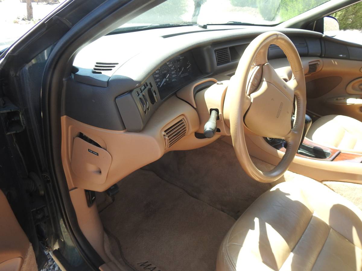 Lincoln-Mark-viii-1995-green-12