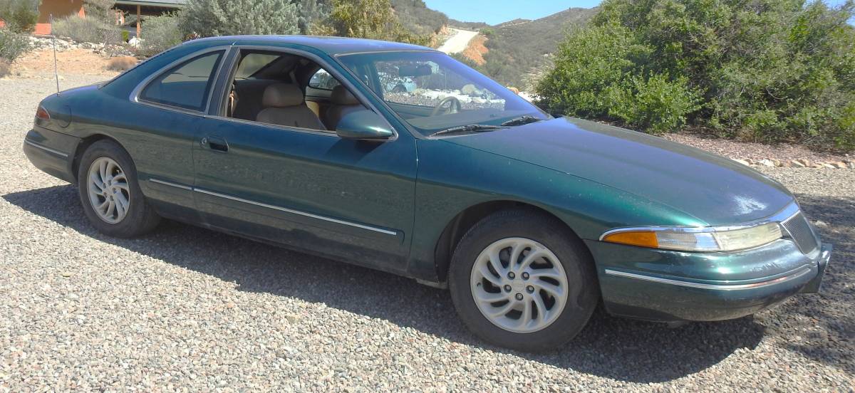 Lincoln-Mark-viii-1995-green-3
