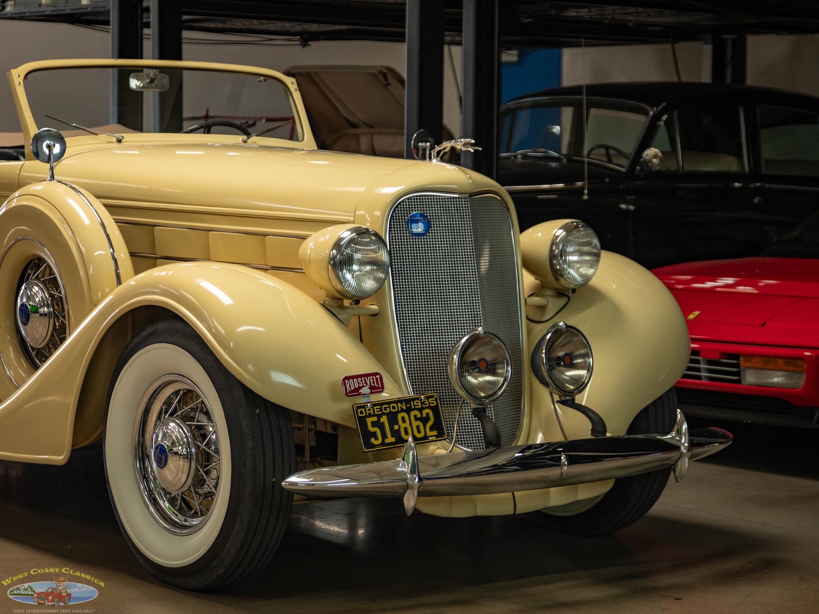 Lincoln-Model-K-V12-Le-Baron-Roadster-1935-2-Door-Roadster-Convertible-11