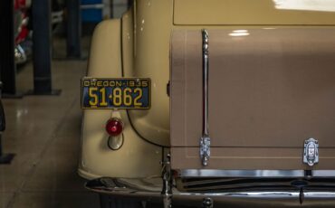 Lincoln-Model-K-V12-Le-Baron-Roadster-1935-2-Door-Roadster-Convertible-17