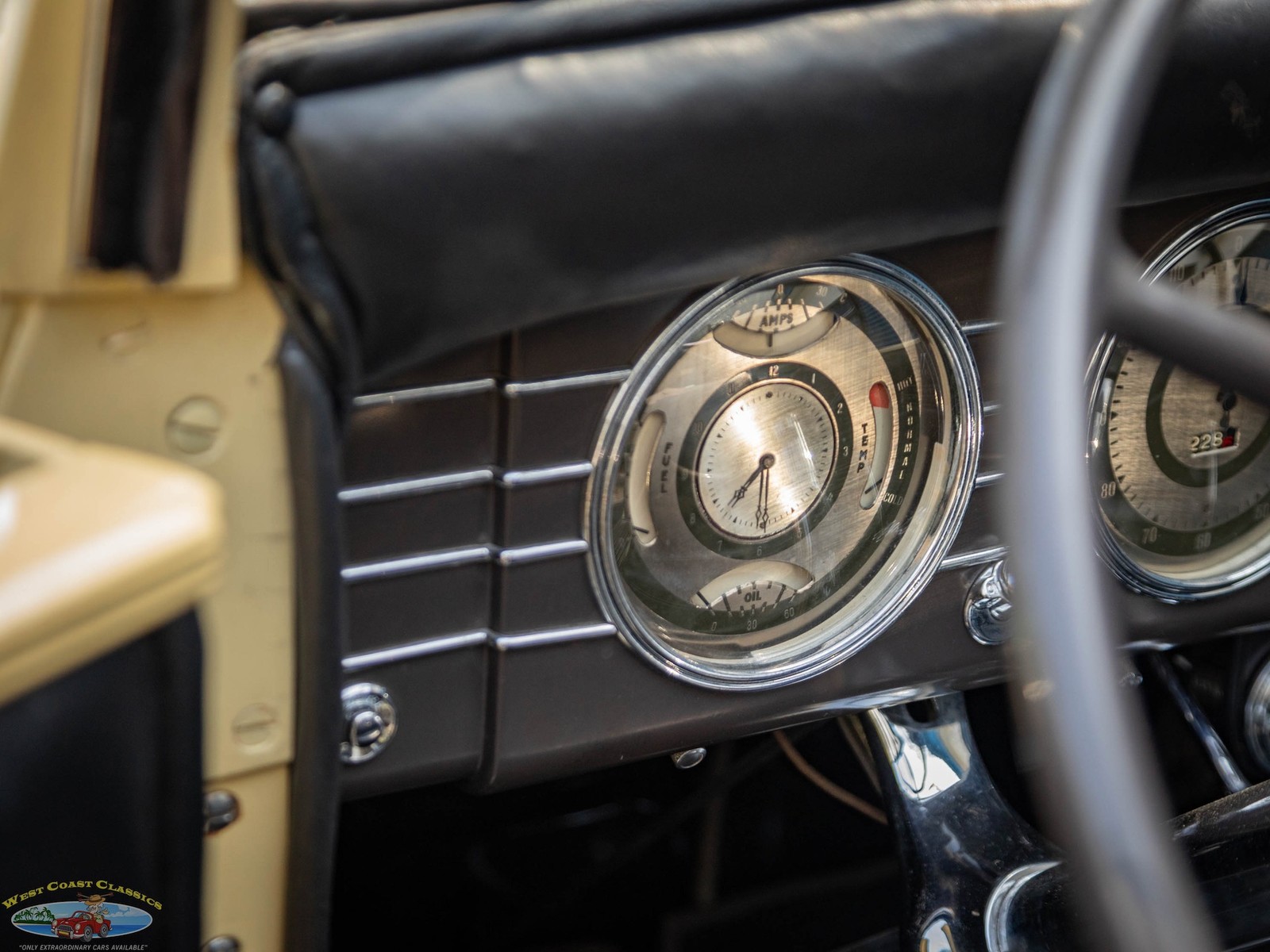 Lincoln-Model-K-V12-Le-Baron-Roadster-1935-2-Door-Roadster-Convertible-33