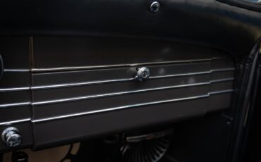 Lincoln-Model-K-V12-Le-Baron-Roadster-1935-2-Door-Roadster-Convertible-37