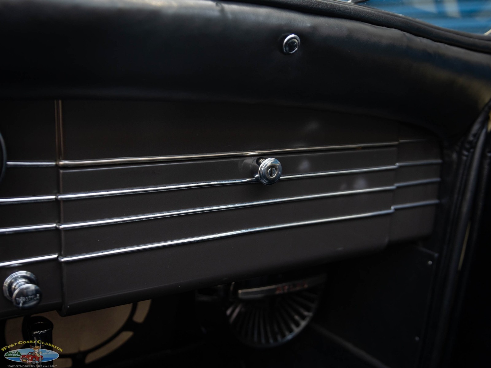 Lincoln-Model-K-V12-Le-Baron-Roadster-1935-2-Door-Roadster-Convertible-37