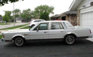 Lincoln-Other-1989-White-6