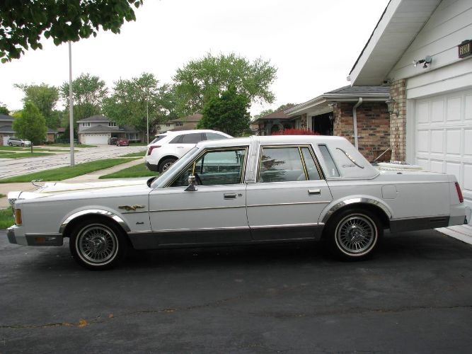 Lincoln-Other-1989-White-6