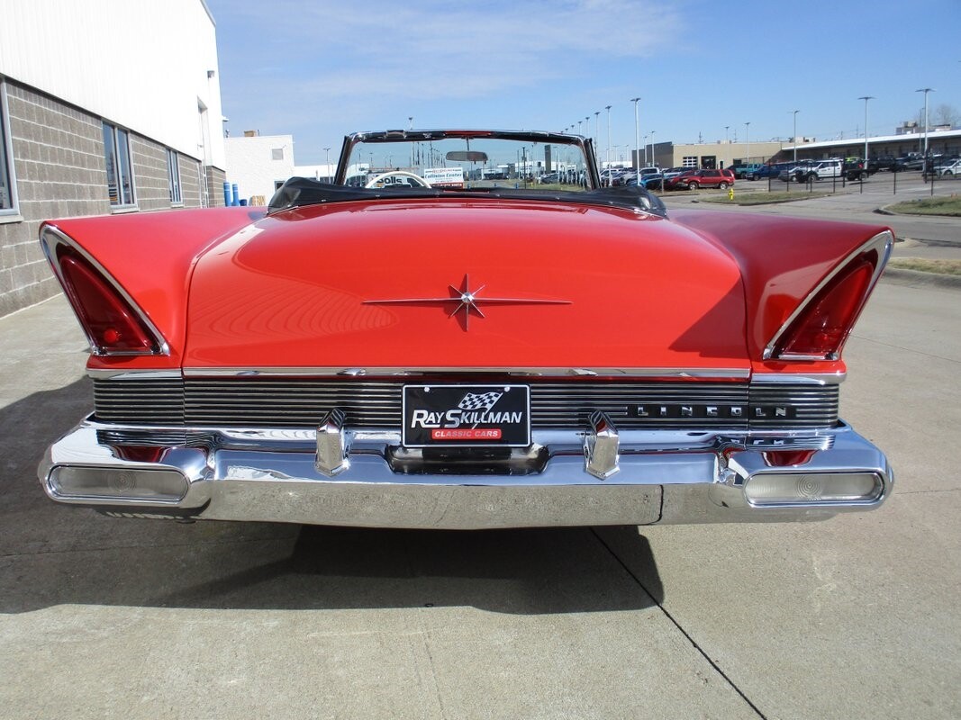 Lincoln-Premiere-Convertible-1957-22