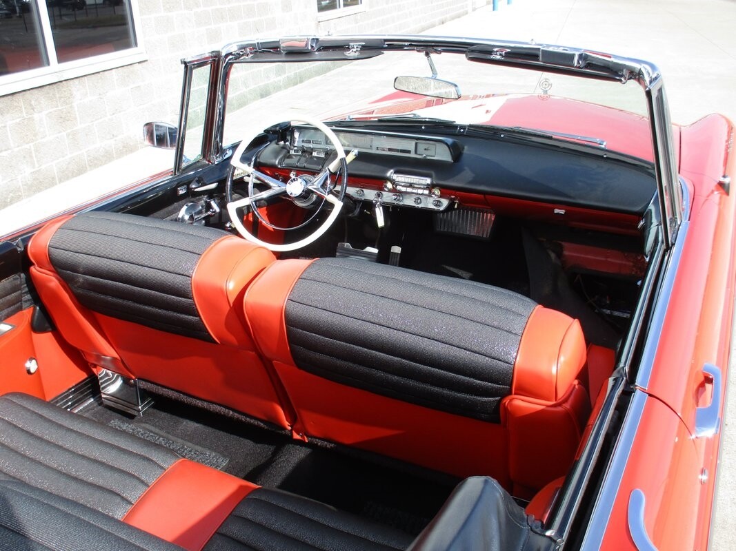 Lincoln-Premiere-Convertible-1957-28