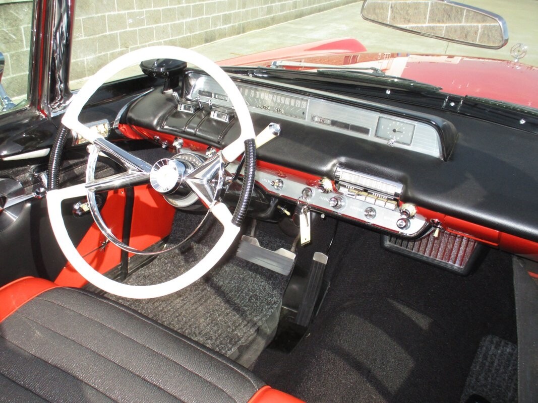 Lincoln-Premiere-Convertible-1957-29