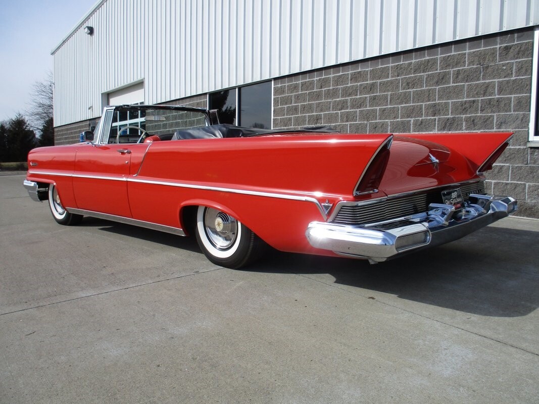 Lincoln-Premiere-Convertible-1957-37