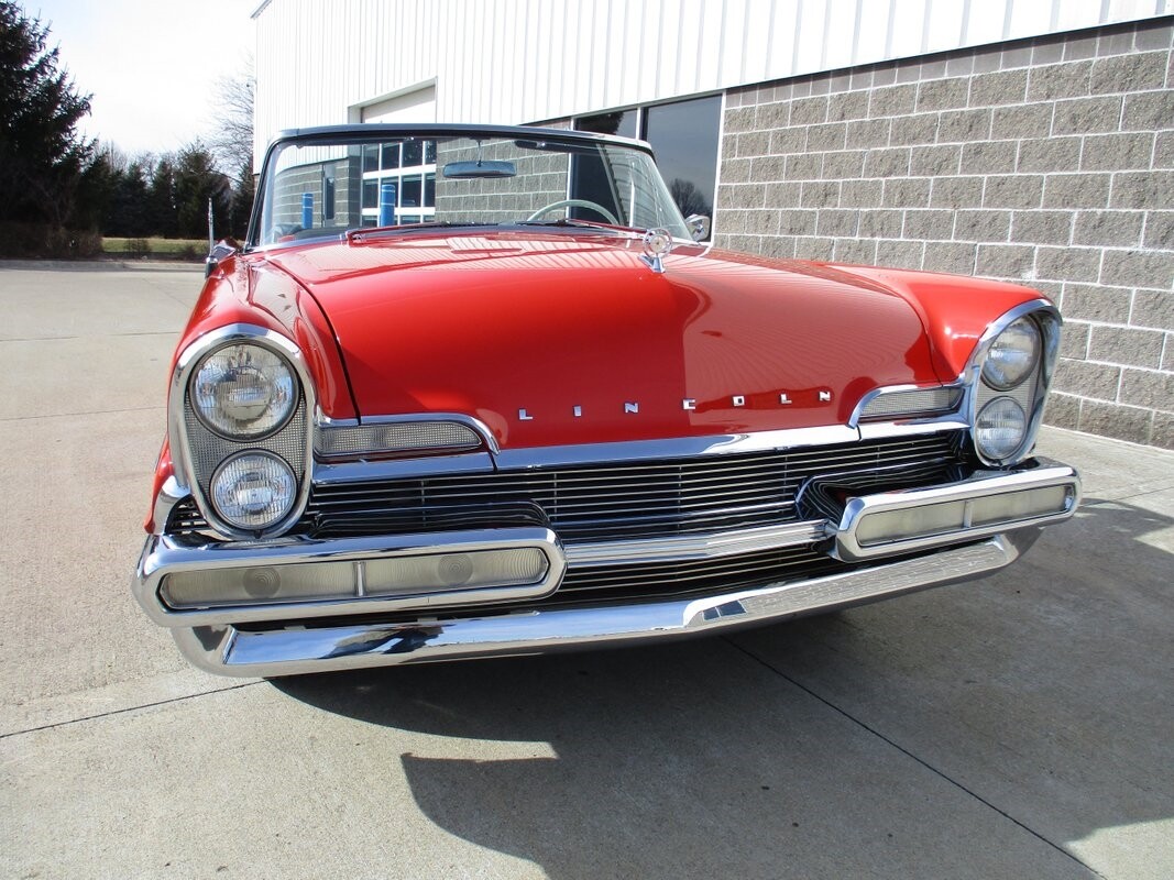 Lincoln-Premiere-Convertible-1957-5