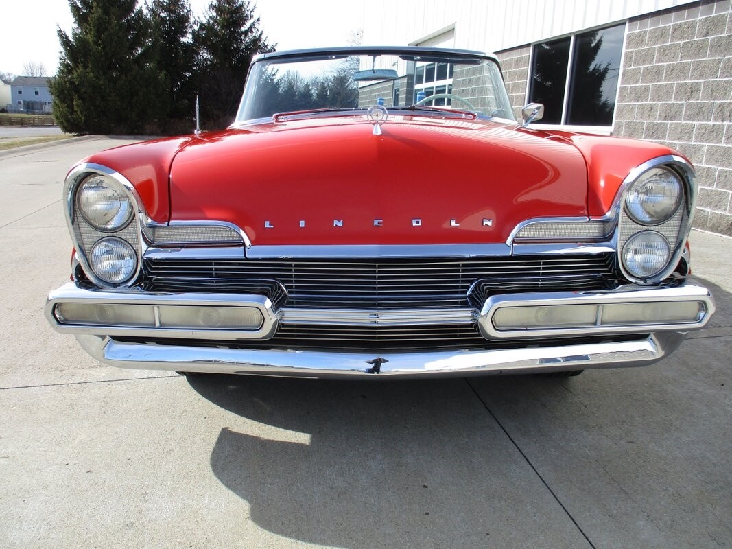 Lincoln-Premiere-Convertible-1957-9