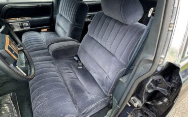 Lincoln-Town-Car-1989-Sedan-21