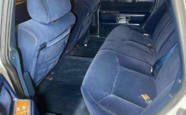 Lincoln-Town-Car-1989-Sedan-3