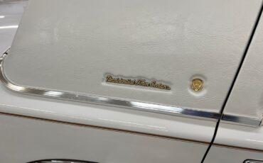 Lincoln-Town-Car-1992-Signature-President-23