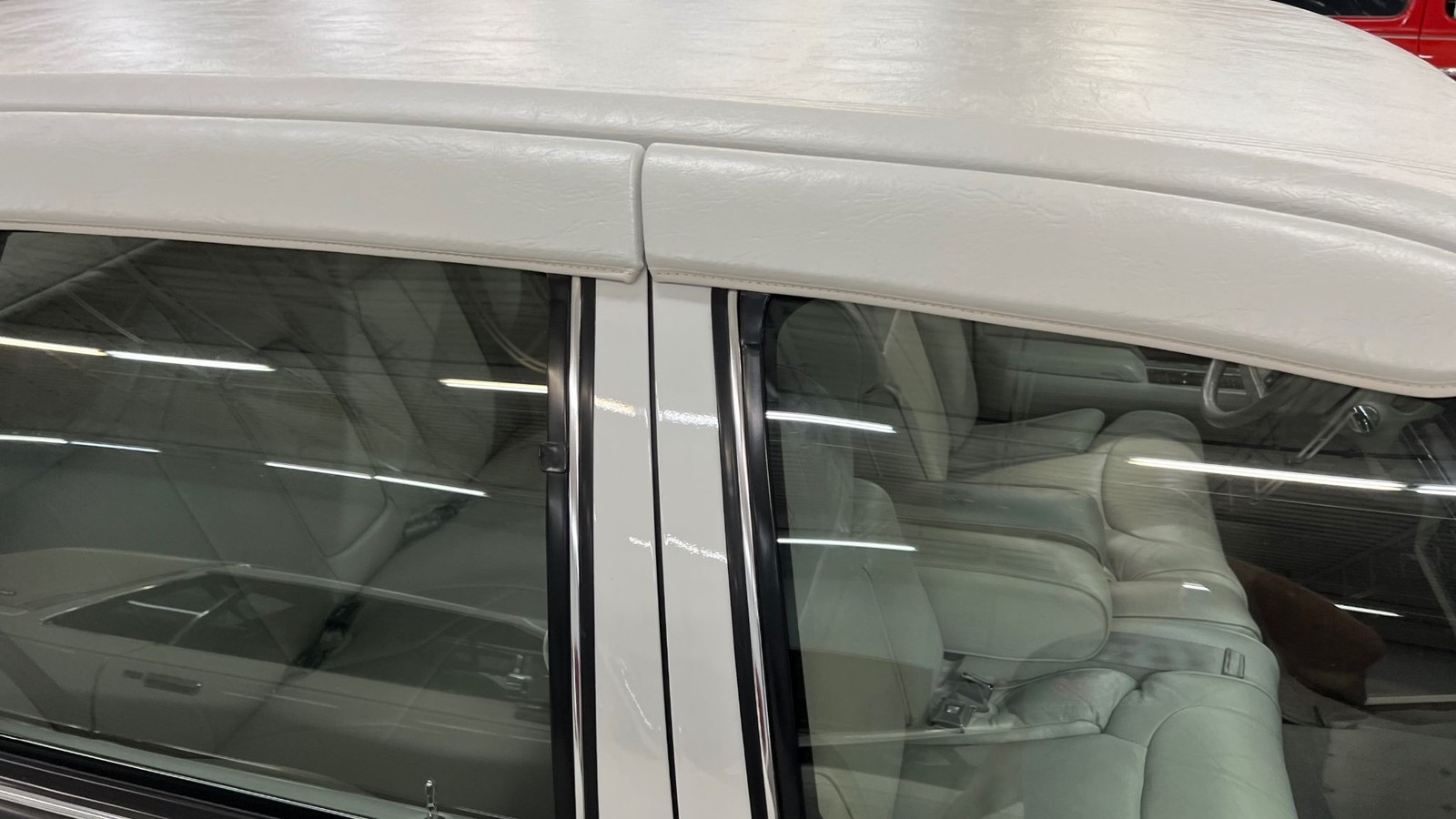 Lincoln-Town-Car-1992-Signature-President-24