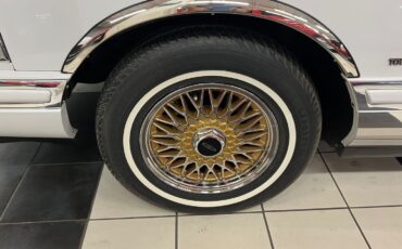 Lincoln-Town-Car-1992-Signature-President-27
