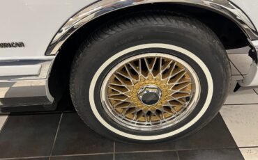 Lincoln-Town-Car-1992-Signature-President-28
