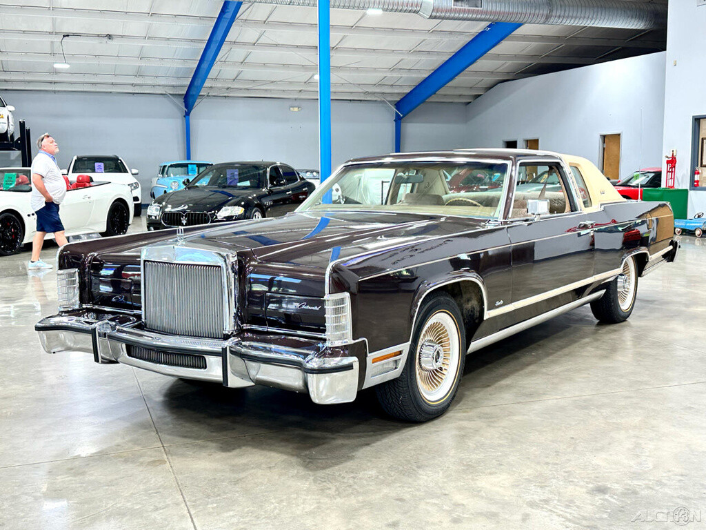 Lincoln-Town-Coupe-1979-Other-2
