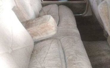 Lincoln-Town-car-1979-2