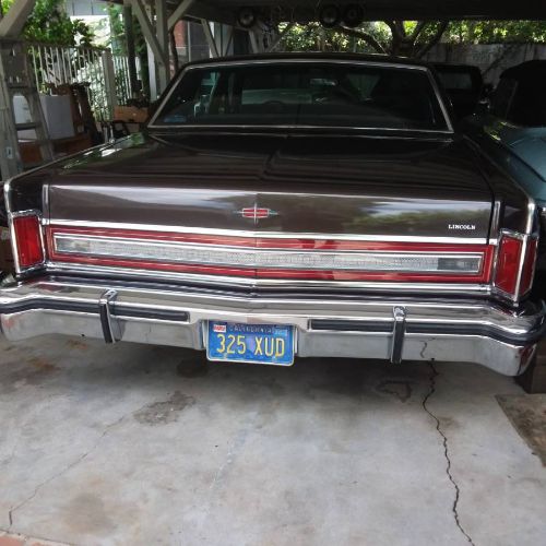 Lincoln-Town-car-1979-Dark-metallic-brown-Black-Cloth-9