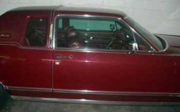 Lincoln-Town-car-1979-Red-Red-Leather-2