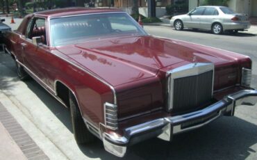 Lincoln-Town-car-1979-Red-Red-Leather